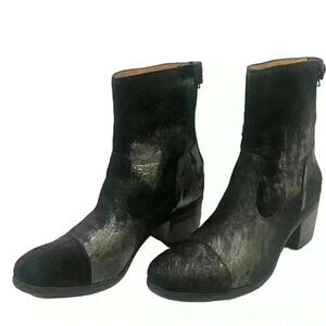 FRYE Women’s Calf Hair Metallic Black Leather Back Zip Boots Italy Size 8B